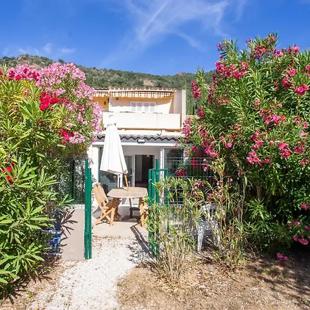Dom wakacyjny Smartstay Sun - 100 M De La Le Lavandou